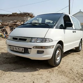 Toyota Previa 1993