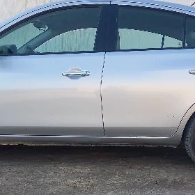 Nissan Versa 2011