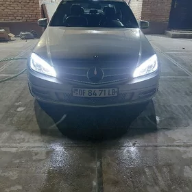 Mercedes-Benz C-Class 2010