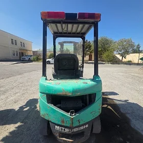 Kara Forklift 2015