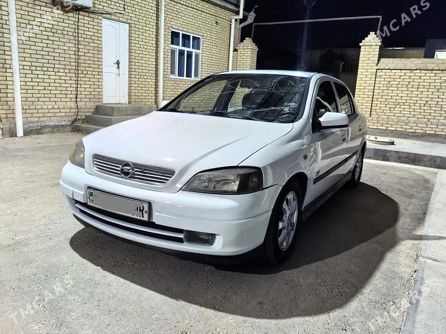 Opel Astra 2003 - 1