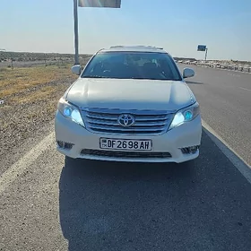 Toyota Avalon 2011