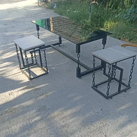 Žurnal stol