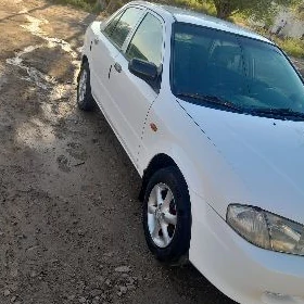 Mazda Mazda3 2000