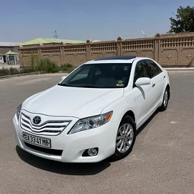 Toyota Camry 2010
