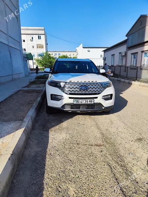 Ford Explorer 2021