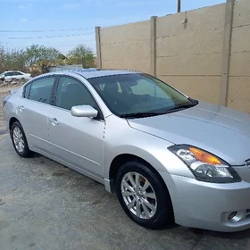 Nissan Altima 2009