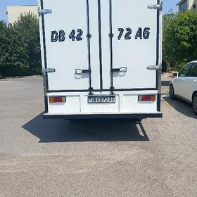 Mitsubishi Canter 2013