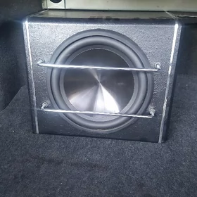 Basbocka subwoofer