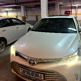 Toyota Avalon 2016