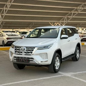Toyota Fortuner 2025