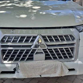 Mitsubishi L200 2024