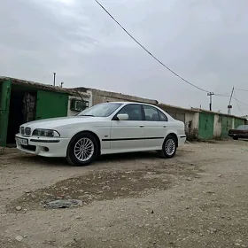 BMW E39 2003
