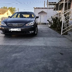 Toyota Camry 2003
