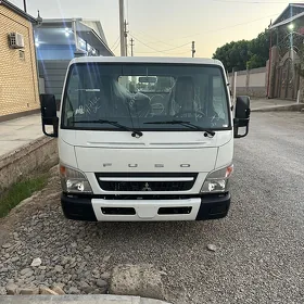 Mitsubishi Canter 2026