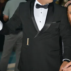 Kastyum bryuk