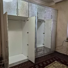 Stenka Garnitur gapaklar.