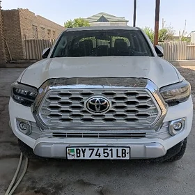 Toyota Tacoma 2021