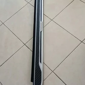 Ford Explorer bezegleri