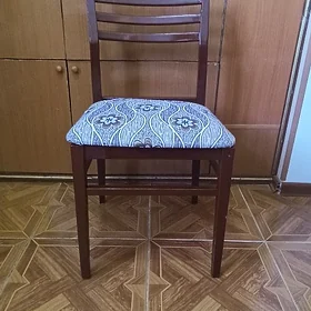 Стулья