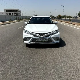 Toyota Camry 2022