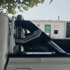 hilux duga