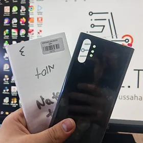 Samsung Note 10+ kryska