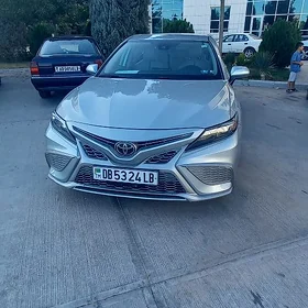 Toyota Camry 2022
