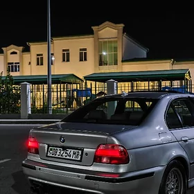 BMW E39 2003
