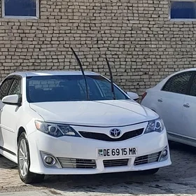 Toyota Camry 2013