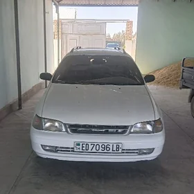Toyota Corona 1995