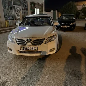 Toyota Camry 2010
