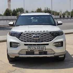 Ford Explorer 2022