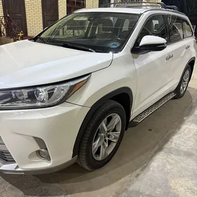 Toyota Highlander 2017