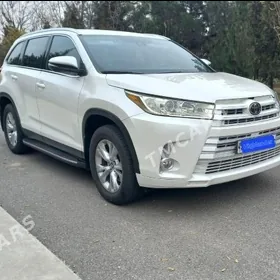 Toyota Highlander 2019