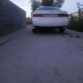 Toyota Camry 2000