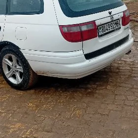 Toyota Carina 1993