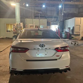 Toyota Camry 2022