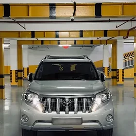 Toyota Land Cruiser Prado 2013