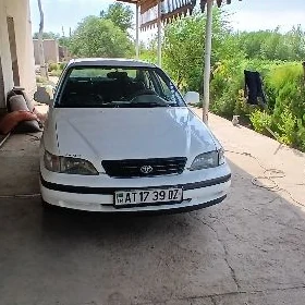 Toyota Corona 1999