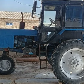 MTZ 80 2006