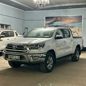 Toyota Hilux 2025