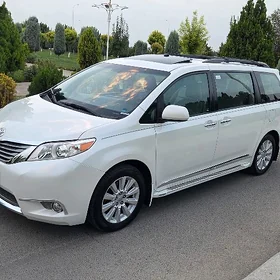Toyota Sienna 2017