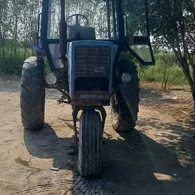 MTZ 80 2001