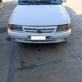 Opel Astra 1993