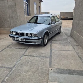 BMW E34 1990