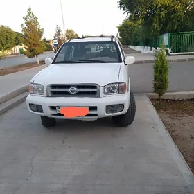 Nissan Pathfinder 2003