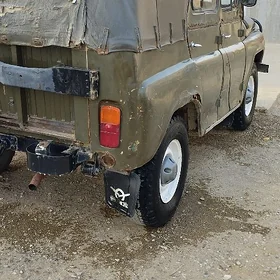 UAZ 469 1986