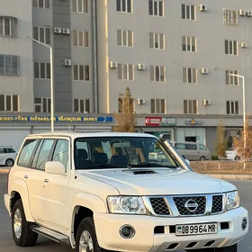 Nissan Patrol 2010