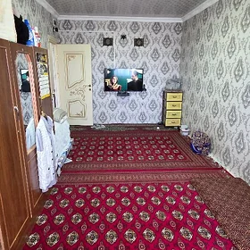 Lalezar yanynda 4 kom